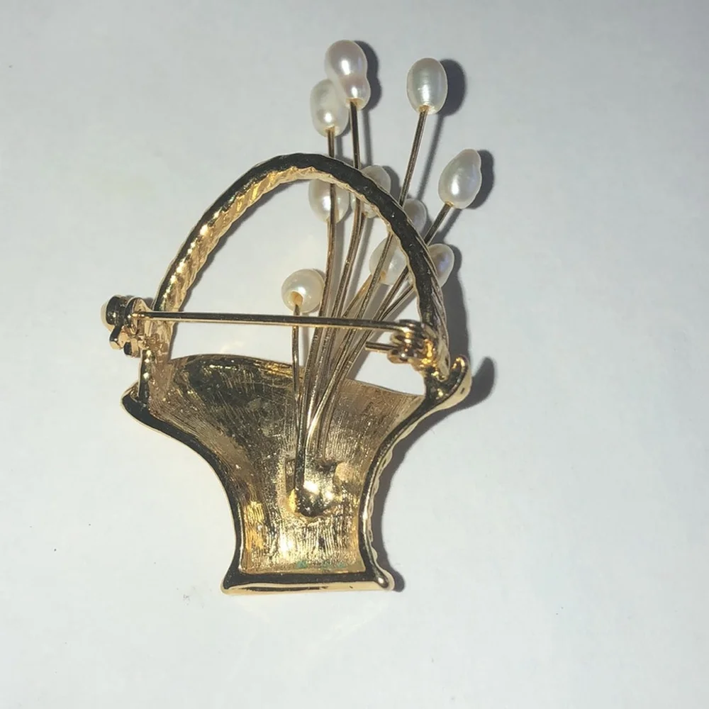 Vintage elegant gold